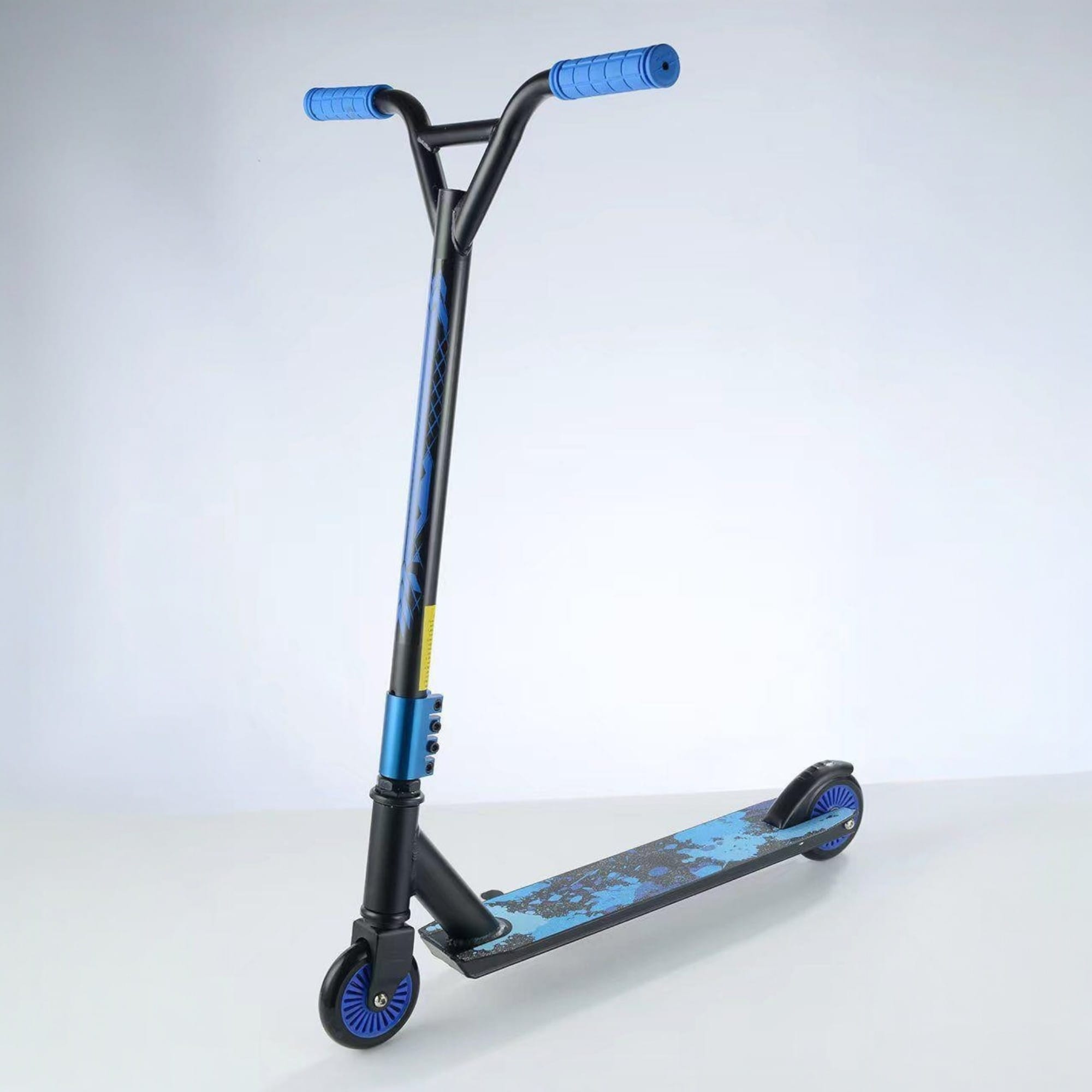 trotinetă freestyle mf 3.6 v5 neocrom oxelo Trotineta Freestyle pentru Copii cu Lumini Led Ghidon Rotiv 360° - Albastru