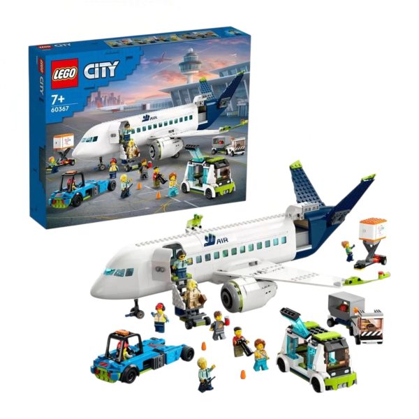Set de Constructie Lego City Avion de Pasageri cu 9 Minifigurine